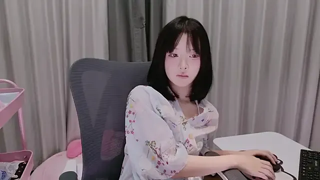 VanessaBoch – webcam model profile photo Image 6