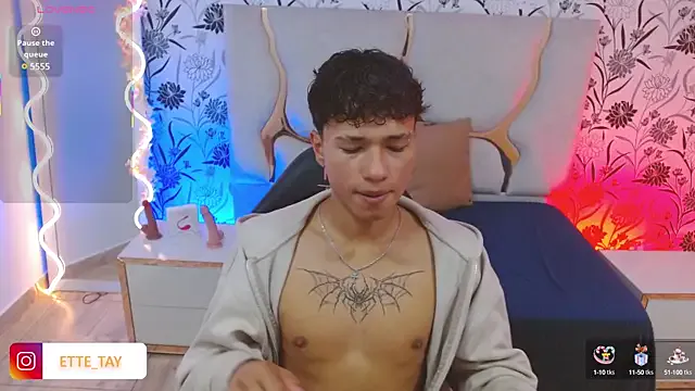 MaxineMoonxx – webcam model profile photo Image 5