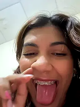 HurricaneDaisySkye – webcam model profile photo Image 15