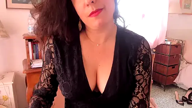 brendaliive – webcam model profile photo Image 2