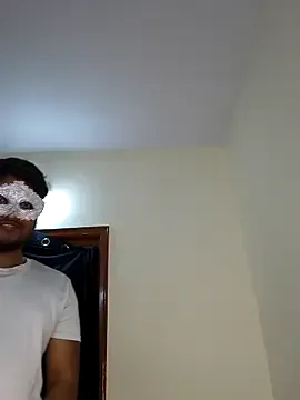 emely_606 – webcam model profile photo Image 6