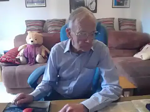 whitneyt – webcam model profile photo Image 9