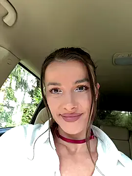 Bustsexy – webcam model profile photo Image 2