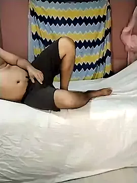 OrianaCooper – webcam model profile photo Image 3