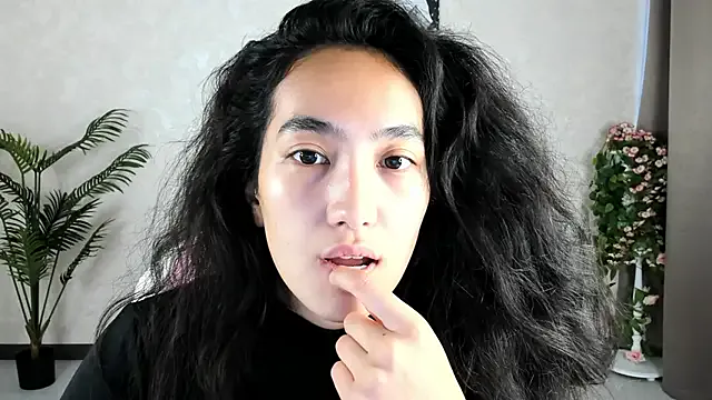 vkristalper – webcam model profile photo Image 10