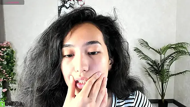 vkristalper – webcam model profile photo Image 12