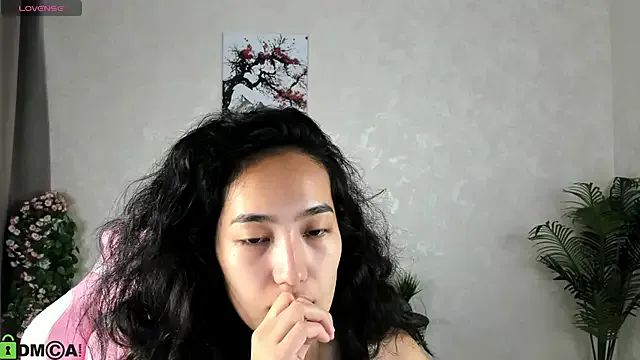 vkristalper – webcam model profile photo Image 17