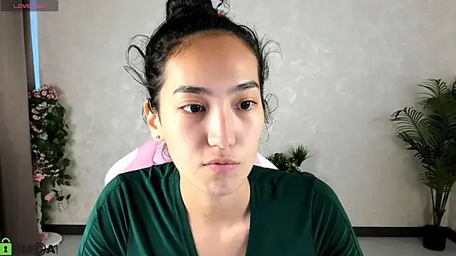 vkristalper – webcam model profile photo Image 18