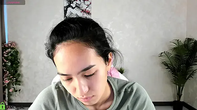 vkristalper – webcam model profile photo Image 19