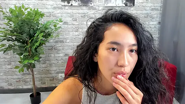 vkristalper – webcam model profile photo Image 6