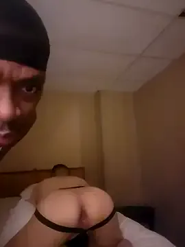 brendaliive – webcam model profile photo Image 12