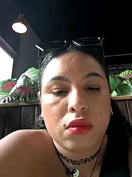 NaiaWhisper – webcam model profile photo Image 4
