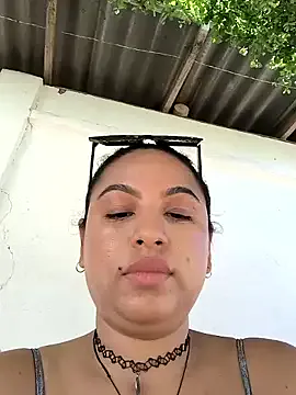 NaiaWhisper – webcam model profile photo Image 6