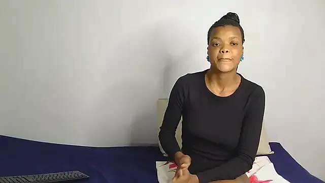 AlisaMoss – webcam model profile photo Image 19