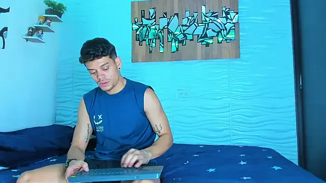 Robine868 – webcam model profile photo Image 14