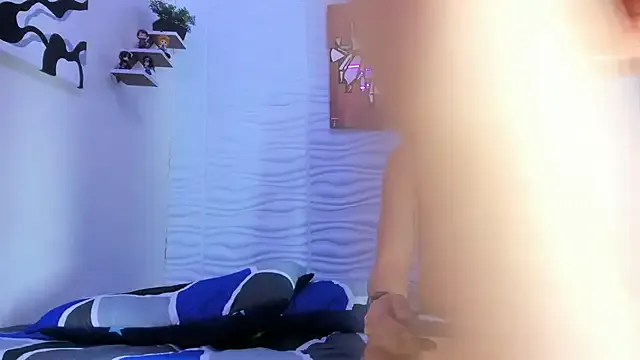 Robine868 – webcam model profile photo Image 17