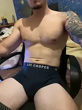 Bryan_500 – webcam model profile photo Image 2