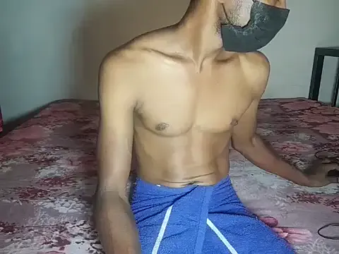 MASSIVEME38 – webcam model profile photo Image 2