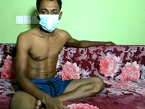 MASSIVEME38 – webcam model profile photo Image 4