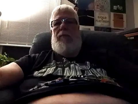 yreneshyy – webcam model profile photo Image 13