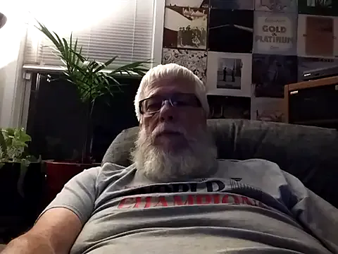 yreneshyy – webcam model profile photo Image 19