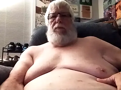 yreneshyy – webcam model profile photo Image 3