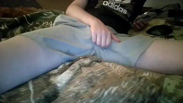 LeahSauvage – webcam model profile photo Image 10