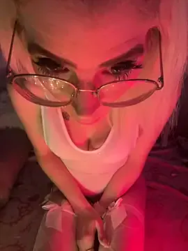 Mrs_G_X – webcam model profile photo Image 16