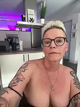 German_Milf Image 12