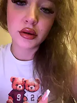 SerenaWild1 – webcam model profile photo Image 3