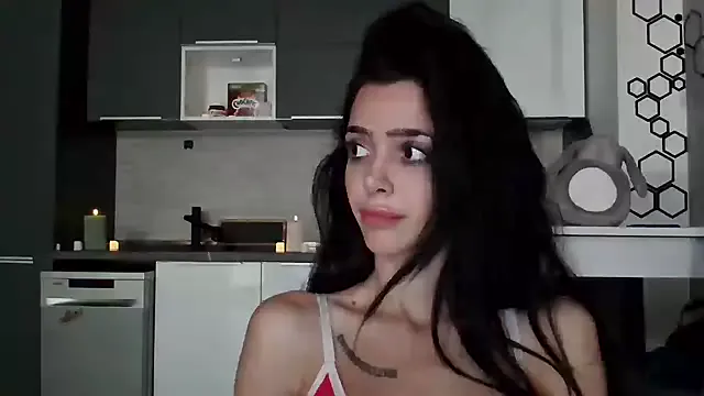 Madiissonmiller – webcam model profile photo Image 2