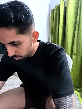 LorrySkye – webcam model profile photo Image 15