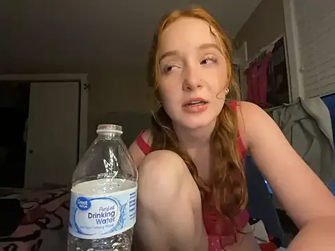 LilyBloom – webcam model profile photo Image 4
