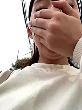 karolineneuer_ – webcam model profile photo Image 10