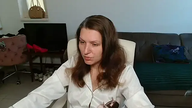 brendaliive – webcam model profile photo Image 13