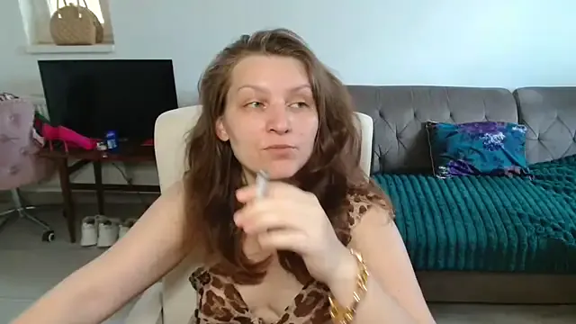 brendaliive – webcam model profile photo Image 18