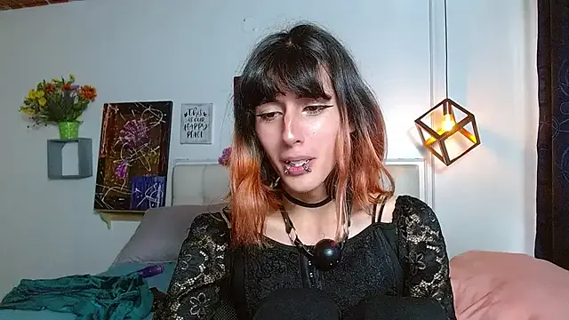 goth_minerva – webcam model profile photo