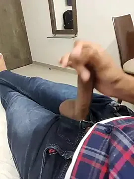 GUJJU_GUJARATI's Thumb Image