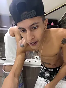 Yasmini – webcam model profile photo Image 19