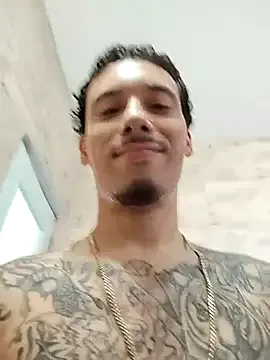 guylovewiz's Thumb Image