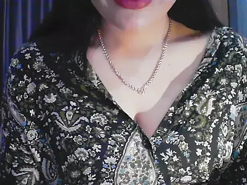 Selvaggia_official83 – webcam model profile photo Image 12