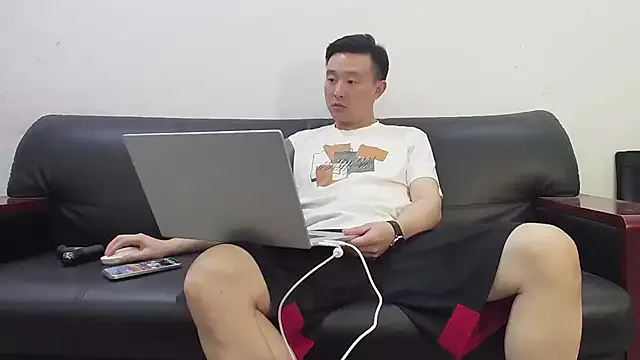 brendaliive – webcam model profile photo Image 12