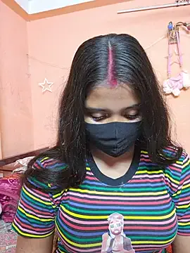 EmmaVloss – webcam model profile photo Image 6