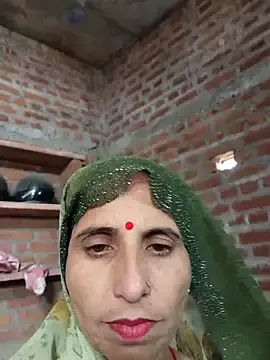 ReginaVelvet – webcam model profile photo Image 7