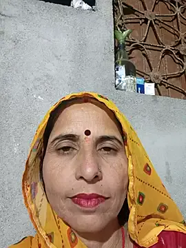 ReginaVelvet – webcam model profile photo Image 8