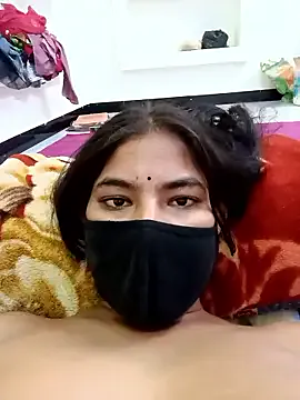 Yaya--728 – webcam model profile photo Image 17