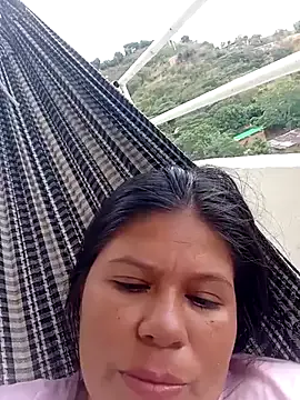 Milley_ggh – webcam model profile photo Image 8