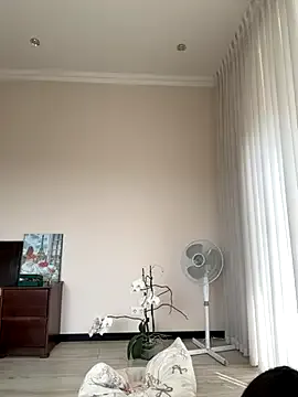 Artemisia – webcam model profile photo Image 19