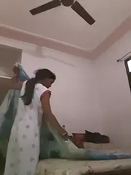 AthenaBellamy – webcam model profile photo Image 18