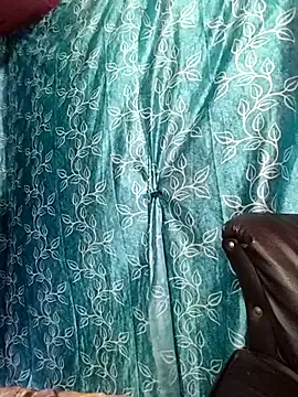AriielBlossom – webcam model profile photo Image 5